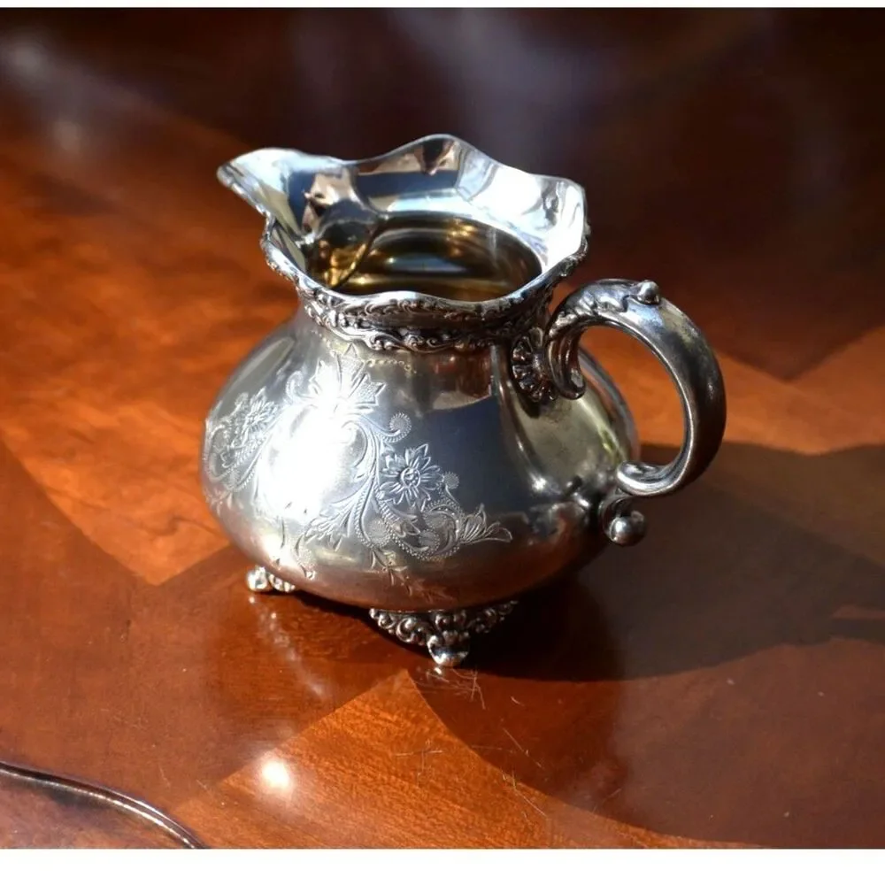 Victorian Meriden B Company Silverplate Tea Set - Complete 5 Pieces Pattern 2023